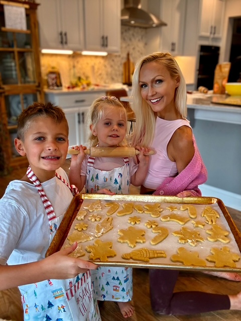 Messy Counters, Full Hearts